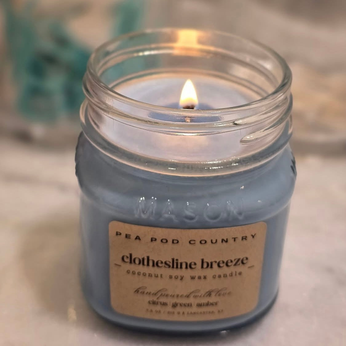 Clothesline Breeze Candle